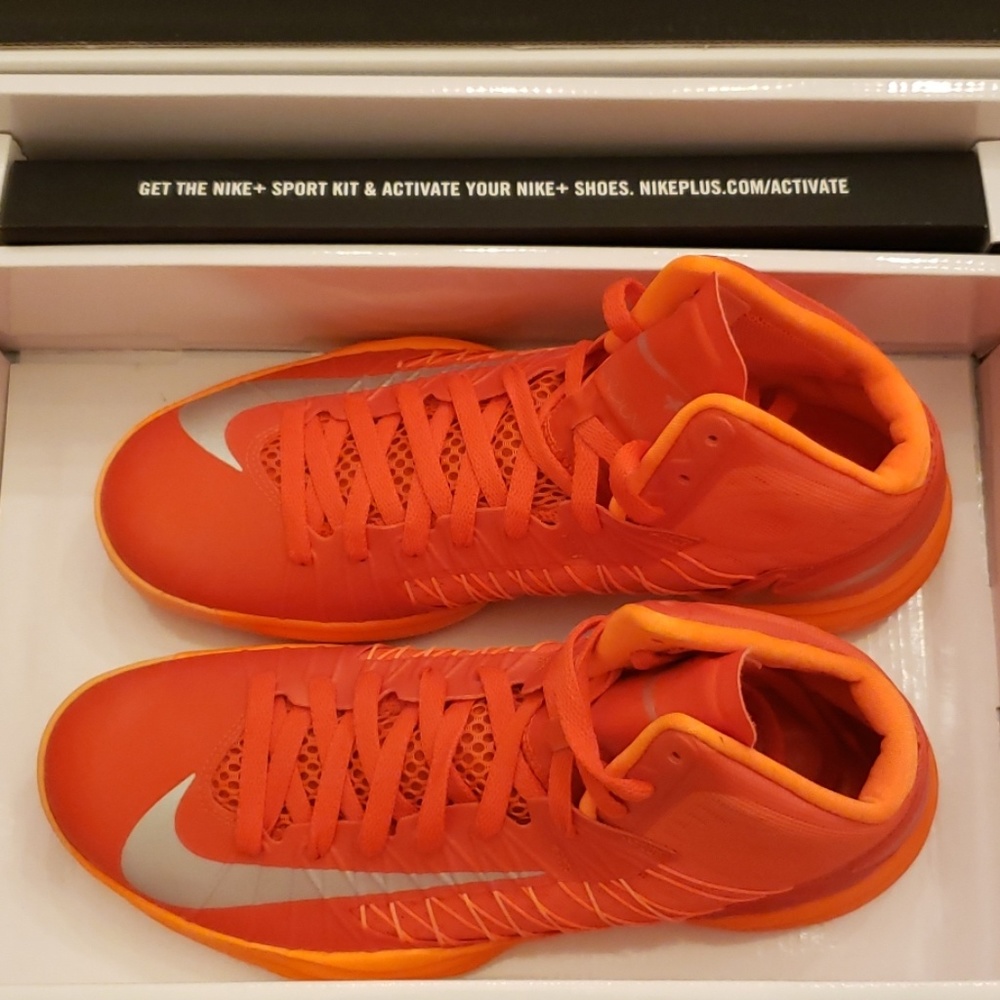 Nike Hyperdunk+ Sneakers